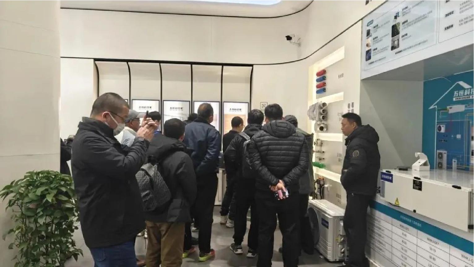 【世環通企業游學】第四期·曼茨&濕騰|熱忱造就品牌價值-暖通展|上海暖通舒適系統展COMFORTECO CHINA 2025 【世環通企業游學】第四期·曼茨&濕騰|熱忱造就品牌價值-暖通展|上海暖通舒適系統展COMFORTECO CHINA 2025