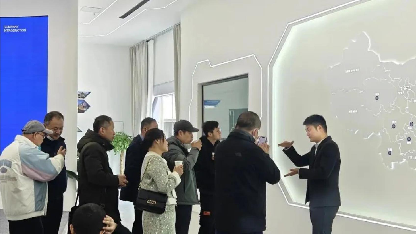 【世環通企業游學】第四期·曼茨&濕騰|熱忱造就品牌價值-暖通展|上海暖通舒適系統展COMFORTECO CHINA 2025 【世環通企業游學】第四期·曼茨&濕騰|熱忱造就品牌價值-暖通展|上海暖通舒適系統展COMFORTECO CHINA 2025